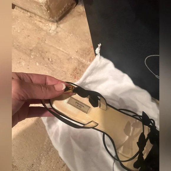 Prada Calzature Donna Camoscio Foglia Black Strappy Heels - Picture 4 of 15